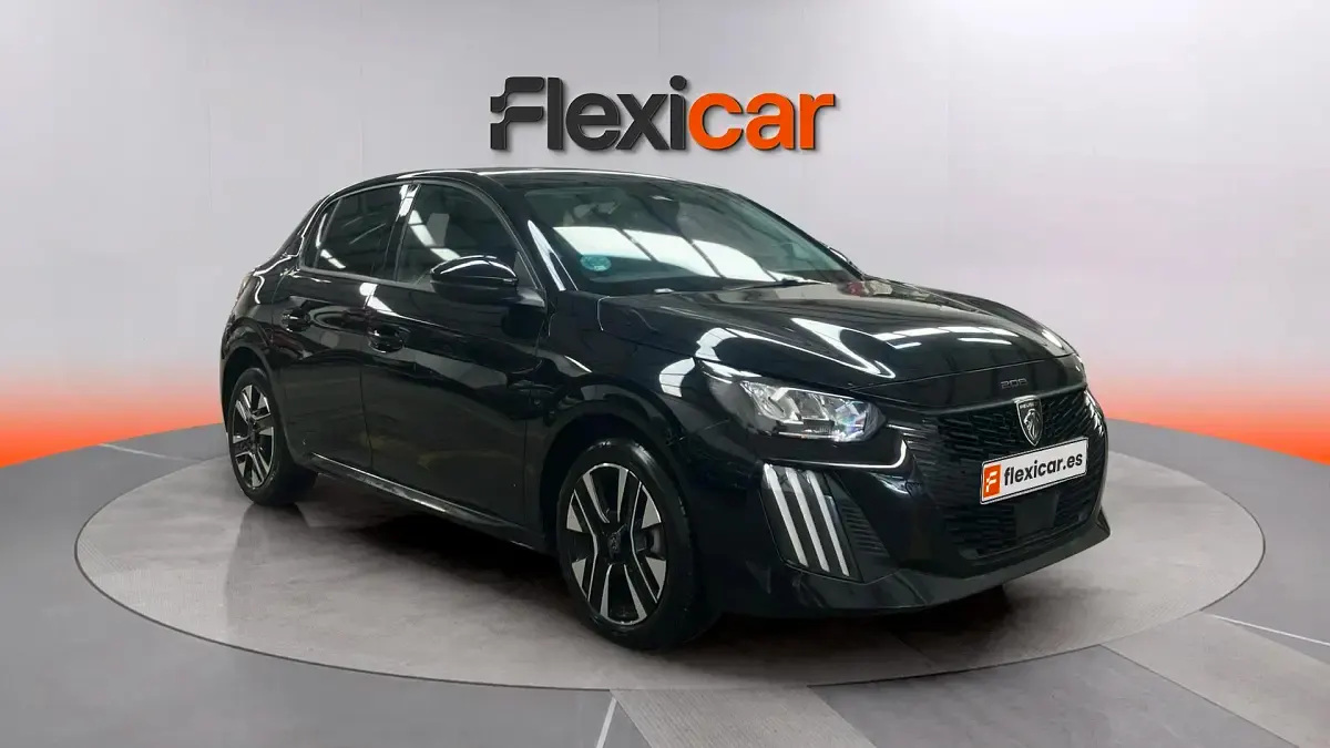Usado Peugeot 208 Allure 101 CV (74 kW) 2025 Utilitario
