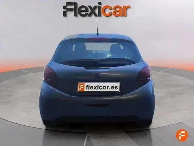 Usado Peugeot 208 Active 82 CV (60 kW) 2018 Gris Utilitario