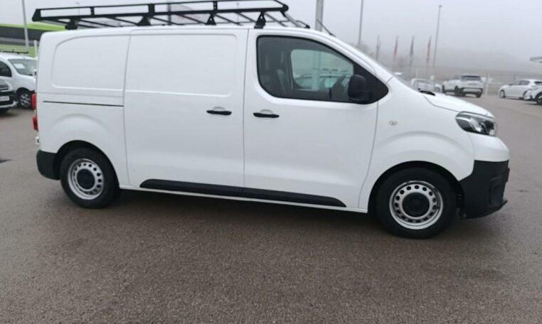 Usado Toyota Proace 115 CV (84 kW) 2019 Blanco Monovolumen