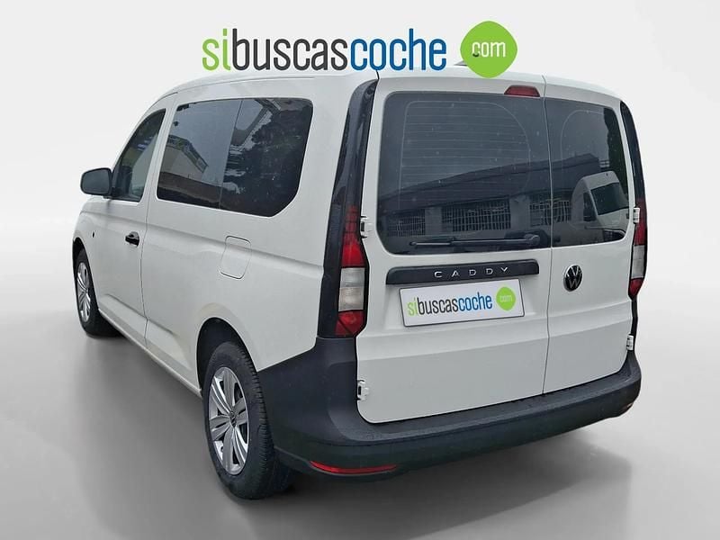 Usado VW Caddy 102 CV (75 kW) 2022 Blanco Monovolumen