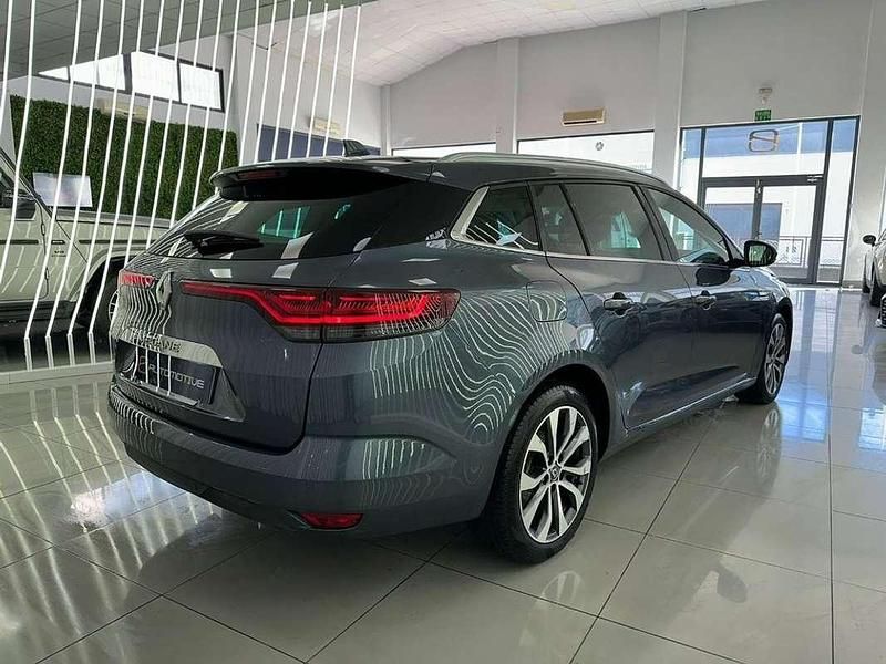 Usado Renault Mégane GrandTour Techno 116 CV (85 kW) 2023 Negro Familiar