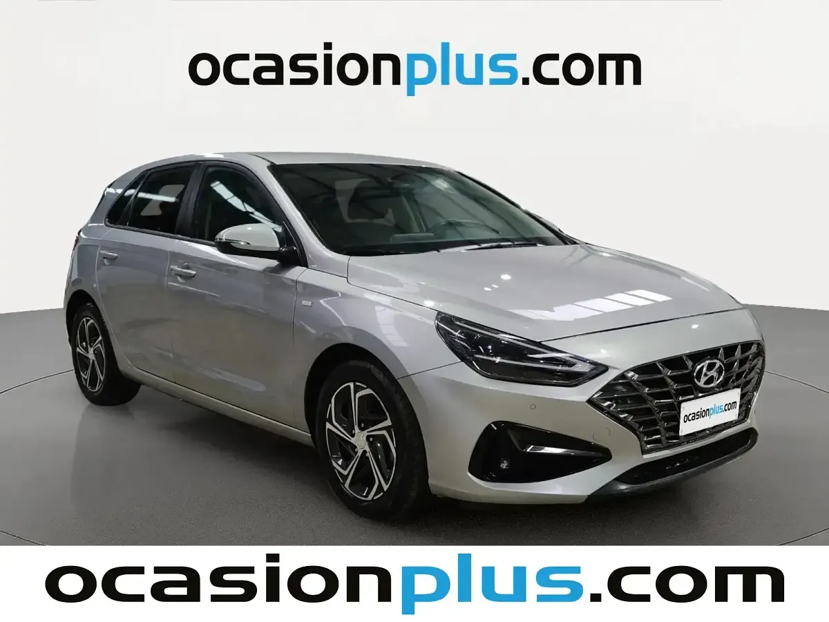 Usado Hyundai i30 120 CV (88 kW) 2022 Gris