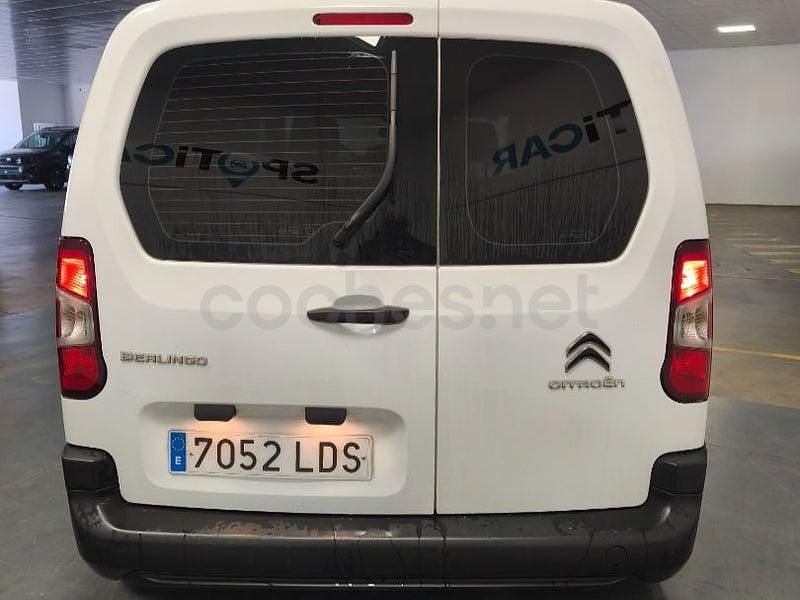 Usado Citroën Berlingo Feel 110 CV (80 kW) 2020 Blanco Monovolumen
