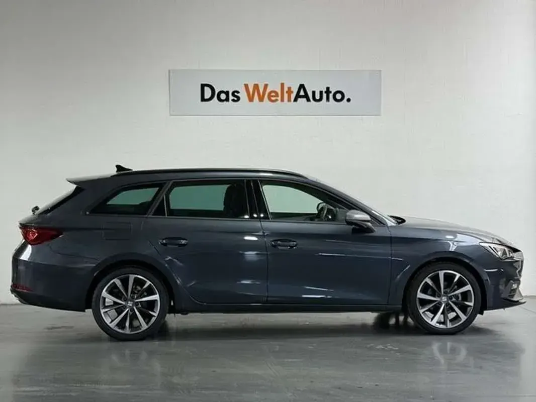 Usado Seat Leon ST FR 150 CV (110 kW) 2025 Gris Familiar