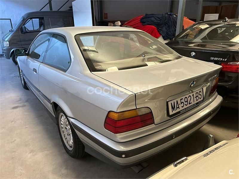 Usado BMW 328 Cabriolet 193 CV (141 kW) 1995 Gris / plata Descapotable