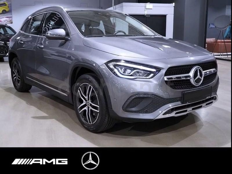 Gris / plata Usado 2022 Mercedes GLA250 SUV | 31.750 € (Buen precio) - Imagen 1/4