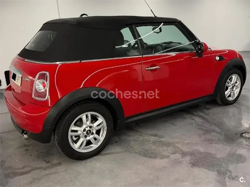 Usado Mini Cooper Cabriolet 122 CV (89 kW) 2013 Rojo Descapotable