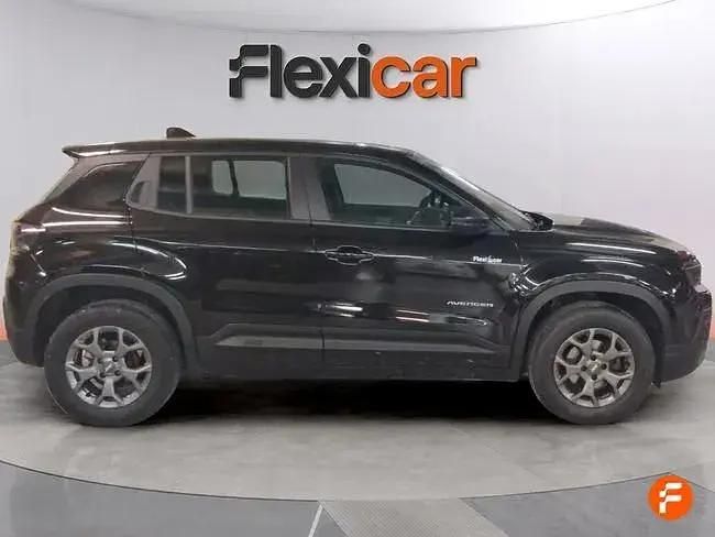 Begagnad Jeep Avenger 100 HK (73 kW) 2023 Svart SUV