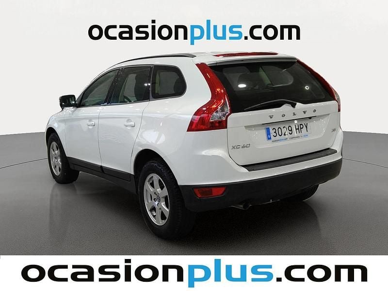 Usado Volvo XC60 Kinetic 136 CV (100 kW) 2013 Blanco SUV
