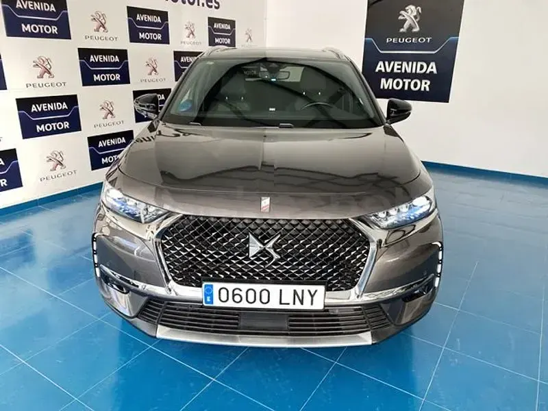 Usado DS Automobiles DS7 Crossback Grand Chic 300 CV (220 kW) 2021 Gris / plata SUV