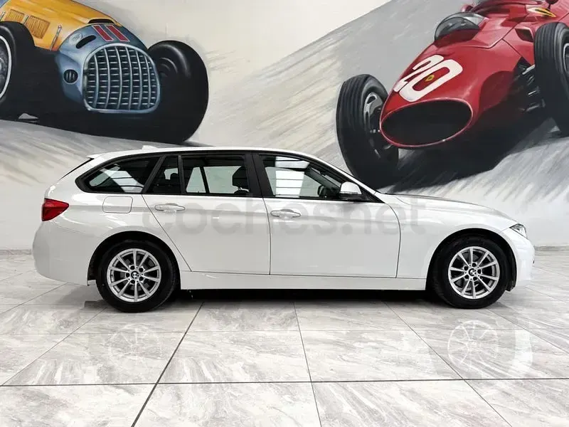 Usado BMW 318 150 CV (110 kW) 2018 Blanco Familiar