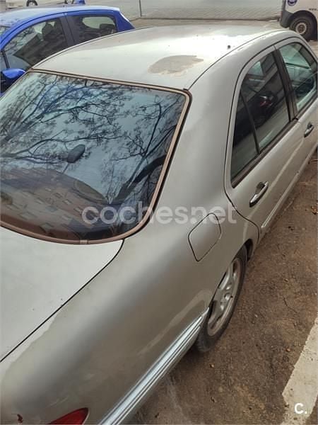 Usado Mercedes E300 Elegance 177 CV (130 kW) 1999 Gris / plata Berlina
