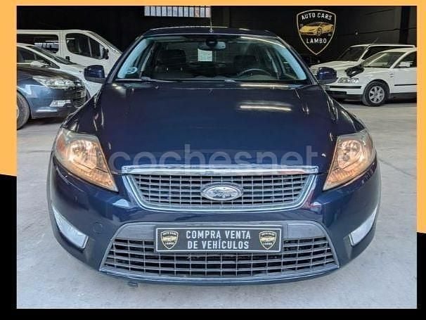 Azul Usado 2007 Ford Mondeo Ambiente Berlina | 4000 € (Precio justo) - Imagen 1/4