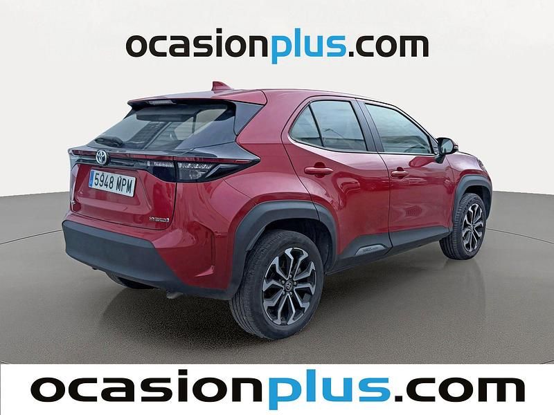 Usado Toyota Yaris Cross Active 116 CV (85 kW) 2024 Rojo SUV
