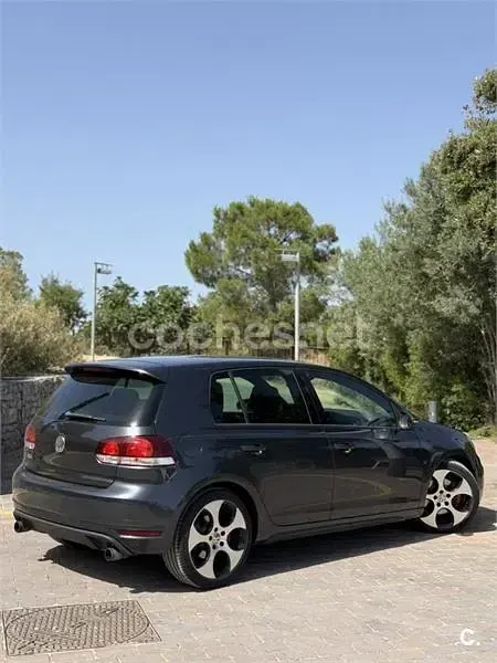 Usado VW Golf VI GTI 210 CV (154 kW) 2011 Negro Utilitario