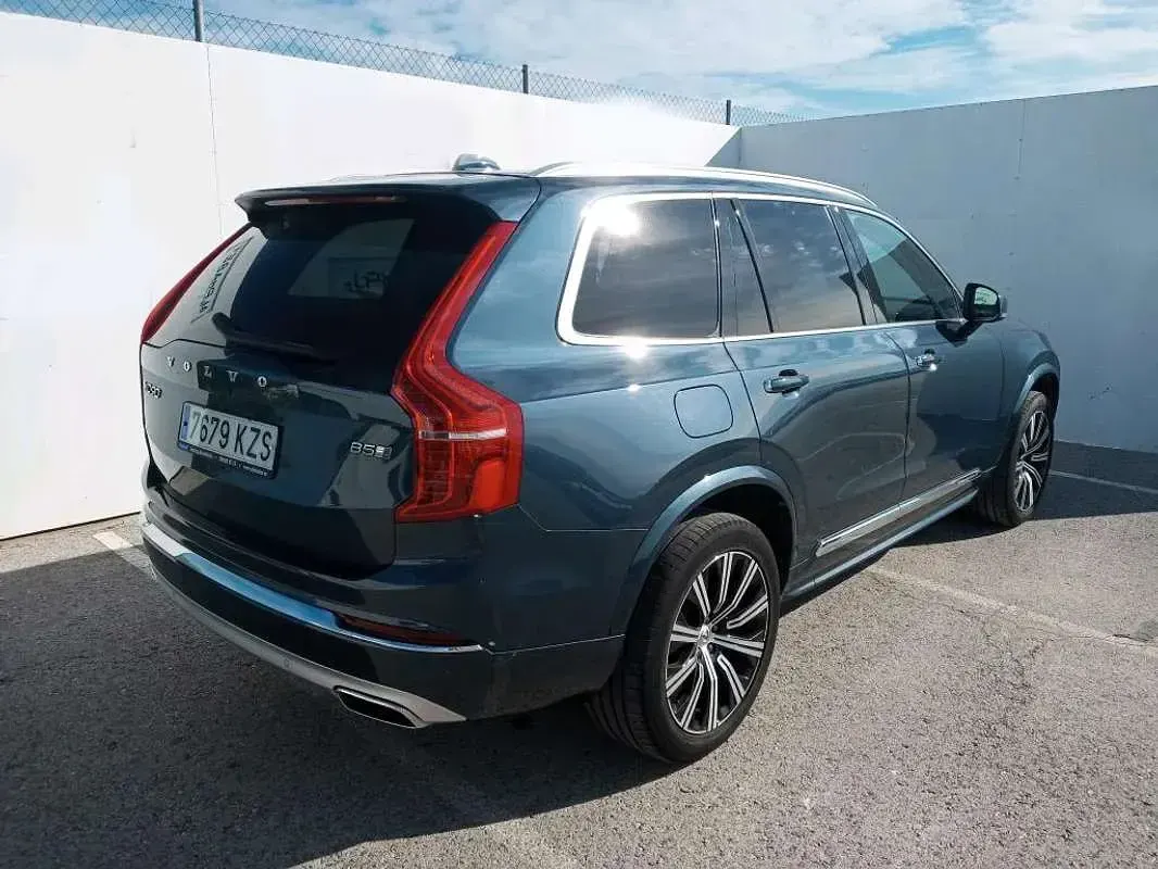 Käytetty Volvo XC90 Inscription 235 HP (172 kW) 2019 Sininen Katumaasturi