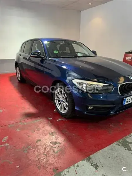 Usado BMW 116 116 CV (85 kW) 2015 Azul Utilitario