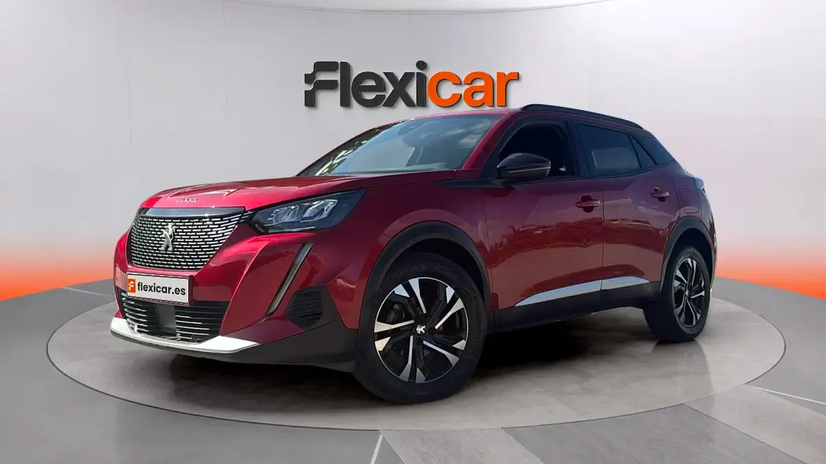 Usado Peugeot 2008 Allure 130 CV (95 kW) 2023 Rojo SUV