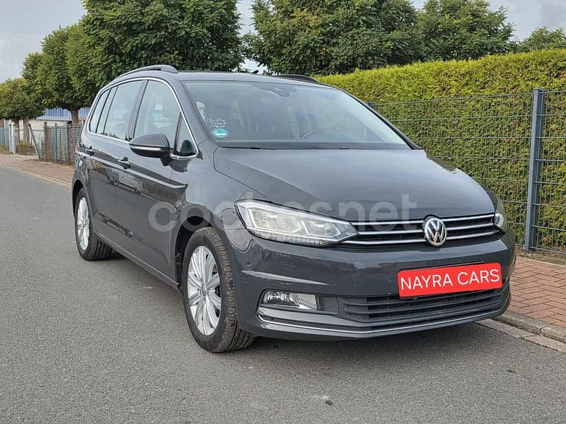 Gris / plata Usado 2016 VW Touran Sportline Monovolumen | 16.990 € (Buen precio) - Imagen 1/4