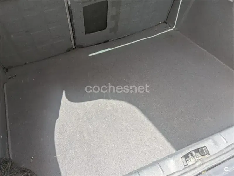 Usado Citroën C5 110 CV (80 kW) 2001 Negro Familiar