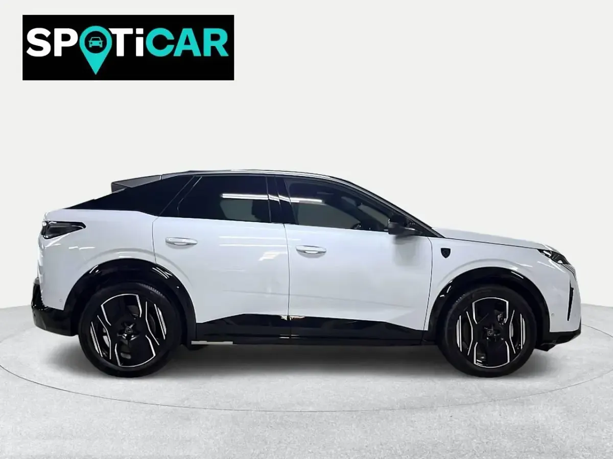 Usado Peugeot e-3008 GT 157 kW (214 CV) 2024 Blanco SUV