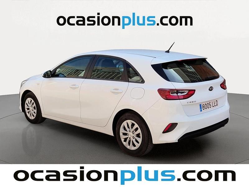 Usado Kia Ceed 120 CV (88 kW) 2020 Blanco Utilitario