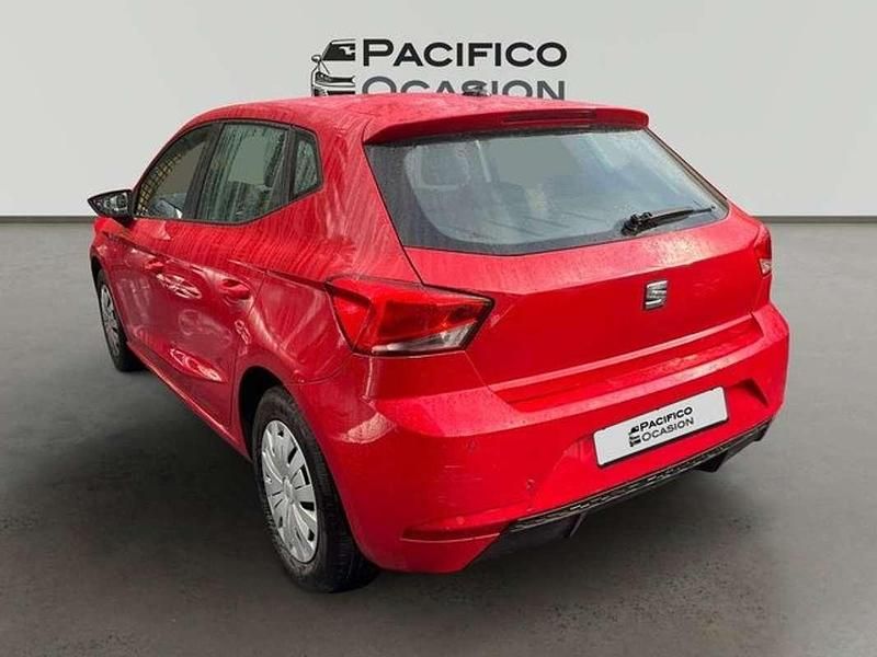 Usado Seat Ibiza Reference 80 CV (58 kW) 2022 Rojo Utilitario