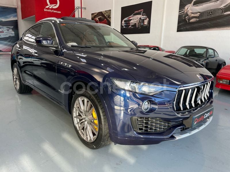 Usado Maserati Levante 430 CV (316 kW) 2018 Azul SUV