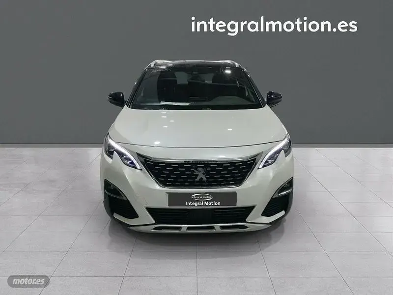 Usado Peugeot 5008 GT-line 130 CV (95 kW) 2019 Blanco Monovolumen