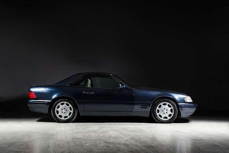 Usado Mercedes SL320 231 CV (169 kW) 1997 Azul Coupe