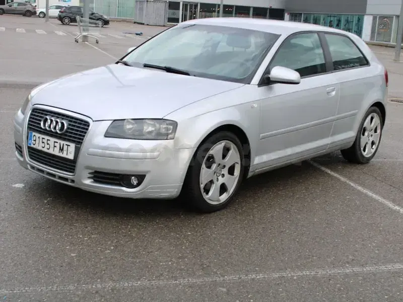 Usado Audi A3 Ambiente 140 CV (102 kW) 2007 Gris / plata Utilitario