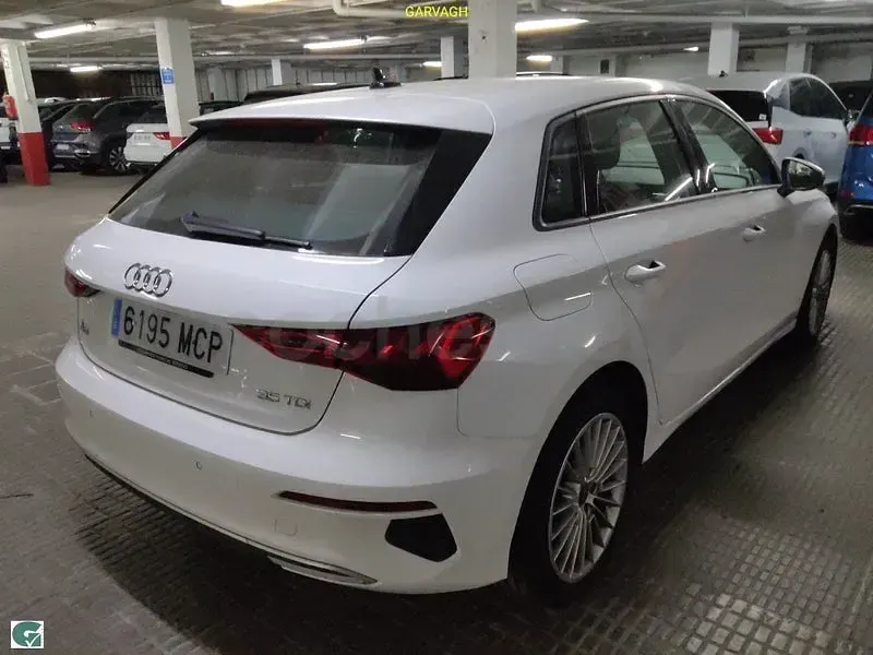 Usado Audi A3 Advanced 150 CV (110 kW) 2022 Blanco Berlina