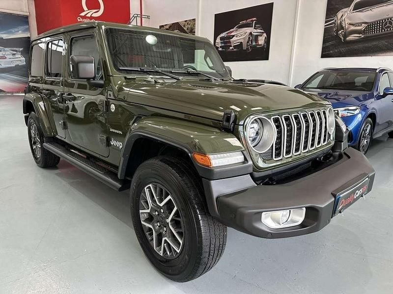 Usado Jeep Wrangler Unlimited Sahara 272 CV (200 kW) 2024 Verde SUV