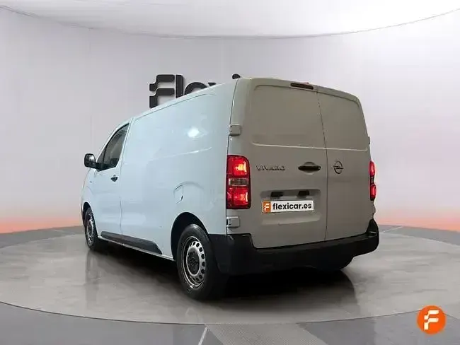 Usado Opel Vivaro-e Combi 102 CV (75 kW) 2023 Blanco Monovolumen