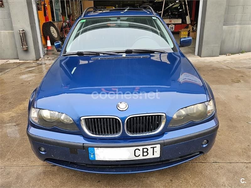 Usado BMW 320 136 CV (100 kW) 2002 Azul Familiar
