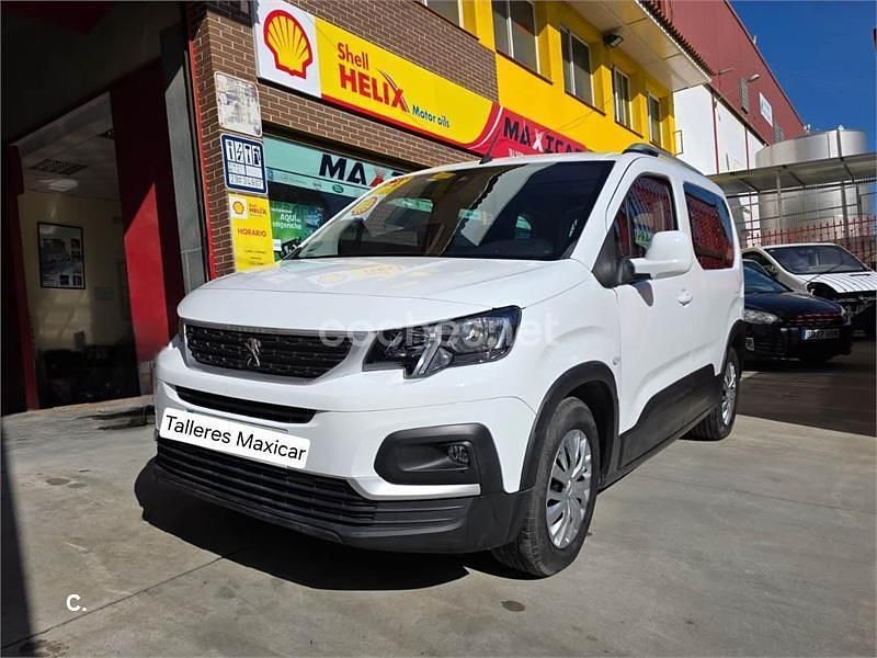Usado Peugeot Rifter Active 100 CV (73 kW) 2019 Blanco Monovolumen
