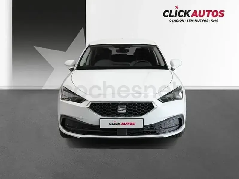 Usado Seat Leon Style 150 CV (110 kW) 2025 Blanco Berlina
