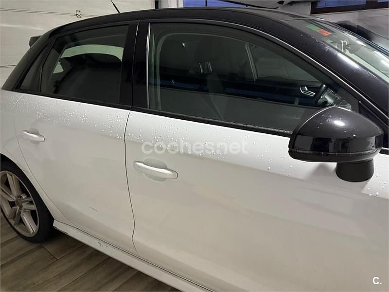 Blanco Usado 2017 Audi A1 Sportback Attraction Utilitario | 15.300 € (Precio justo) - Imagen 1/4