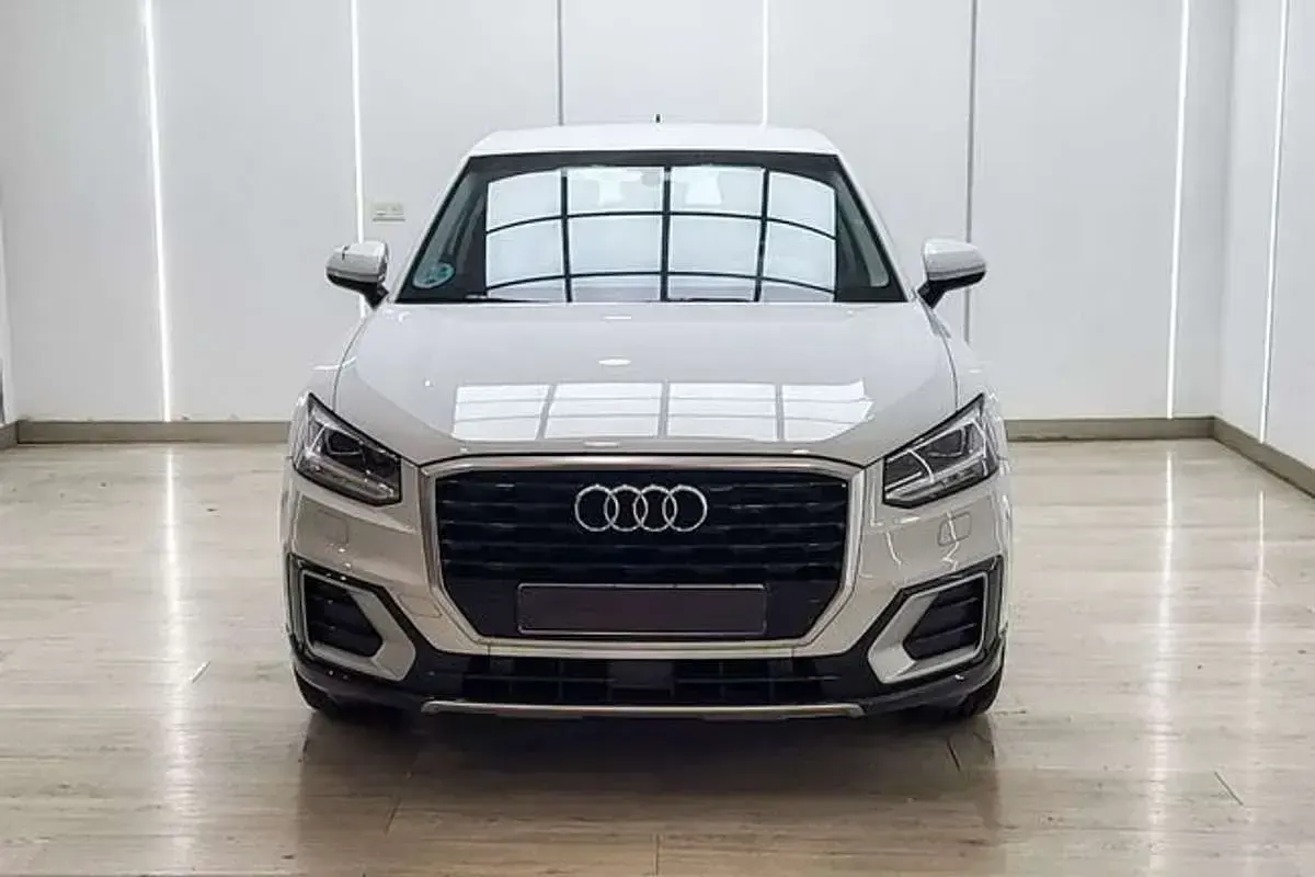 Usado Audi Q2 Design 116 CV (85 kW) 2020 Blanco SUV