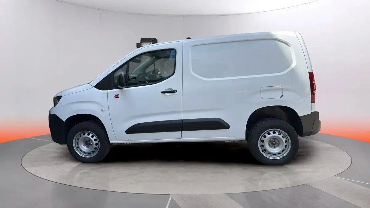 Usado Peugeot Partner S 130 CV (95 kW) 2021 Blanco Monovolumen