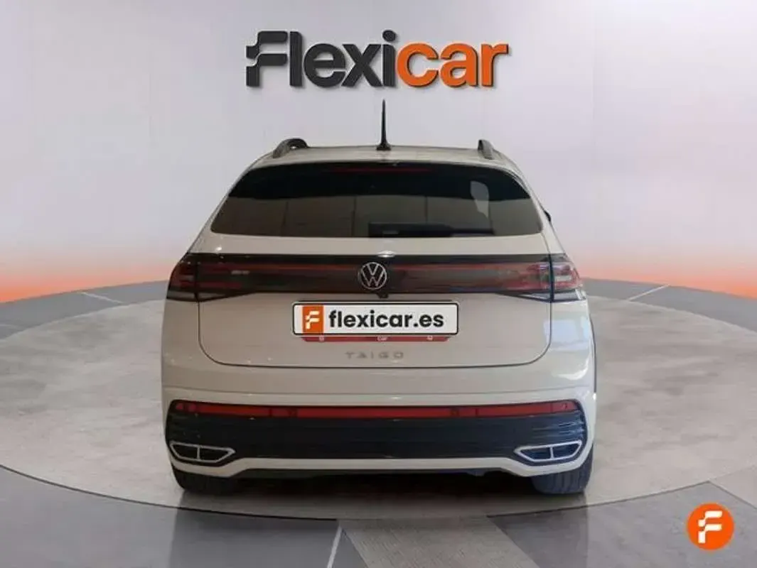 Usado VW Taigo R-line 110 CV (80 kW) 2023 Blanco SUV