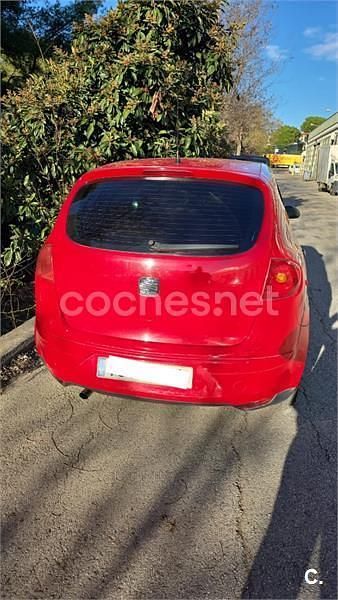 Rojo Usado 2006 Seat Altea Monovolumen | 3650 € (Buen precio) - Imagen 1/4