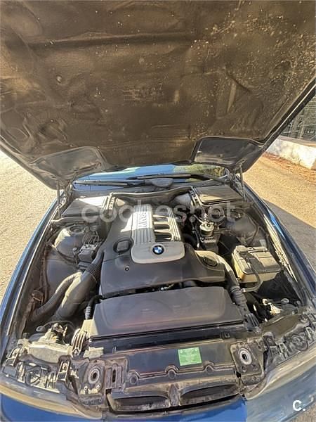 Usado BMW 525 Exclusive 163 CV (119 kW) 2003 Azul Berlina