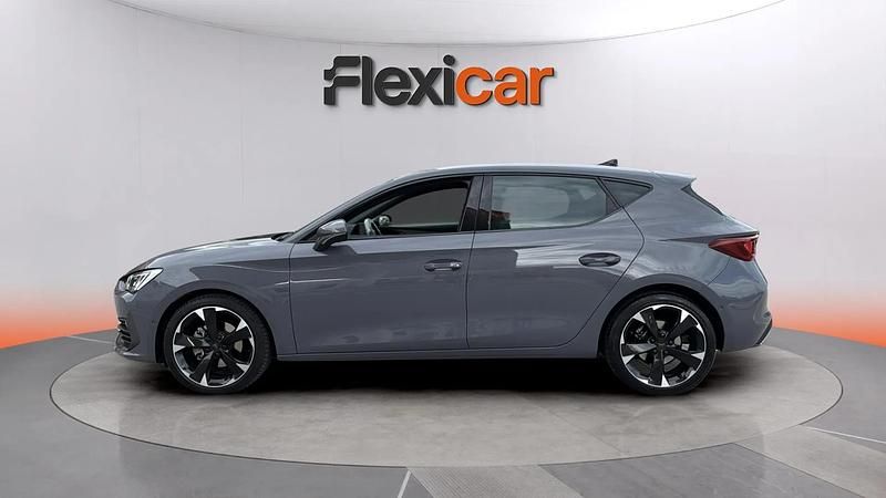 Usado Cupra Leon 150 CV (110 kW) 2024 Gris Berlina