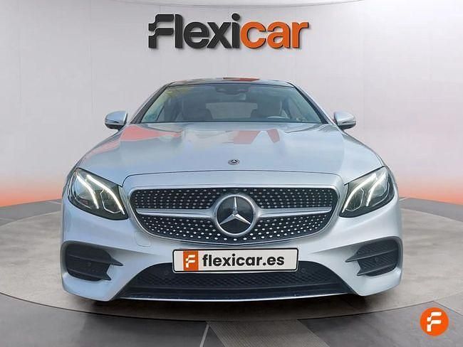 Usado Mercedes E220 194 CV (142 kW) 2018 Gris / plata Coupe
