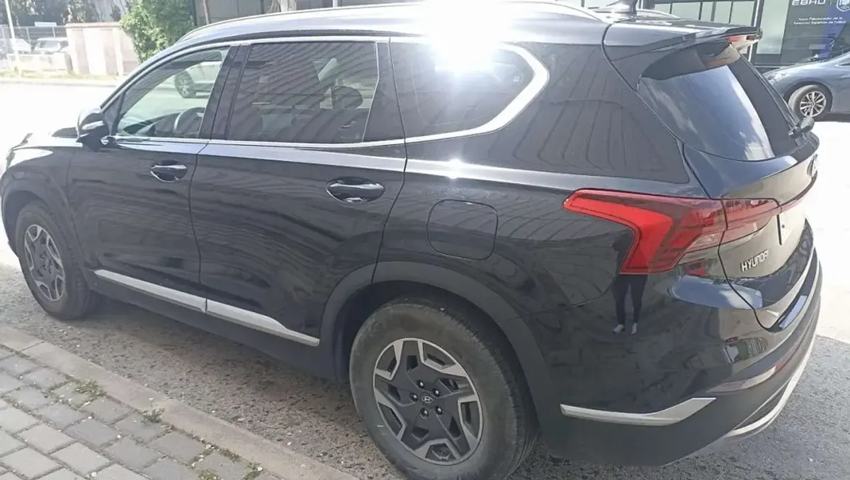 Usado Hyundai Santa Fe 230 CV (169 kW) 2022 Negro SUV