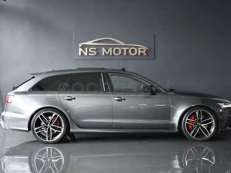 Usado Audi RS6 560 CV (411 kW) 2015 Gris / plata Familiar