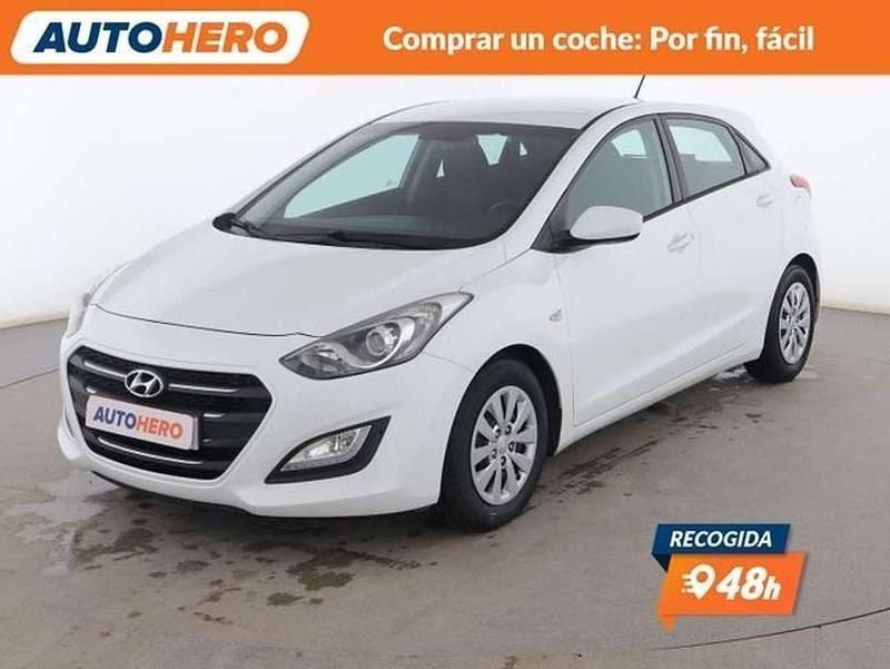 Usado Hyundai i30 90 CV (66 kW) 2015 Blanco Utilitario