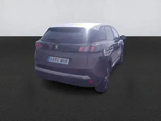 Usado Peugeot 3008 Allure 226 CV (166 kW) 2023 Gris / plata SUV