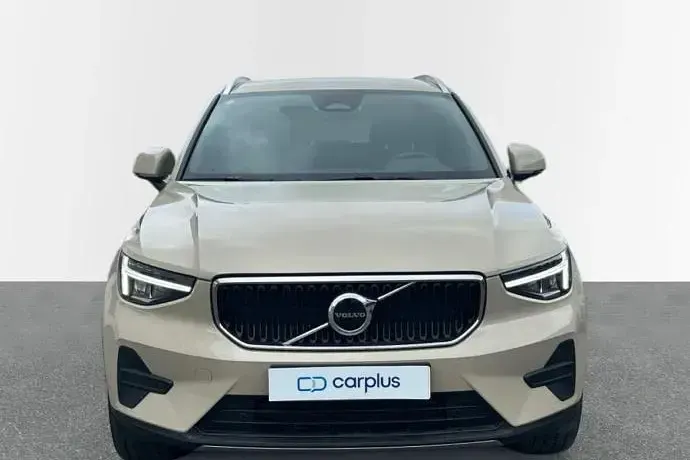 Usado Volvo XC40 Core 163 CV (119 kW) 2025 SUV